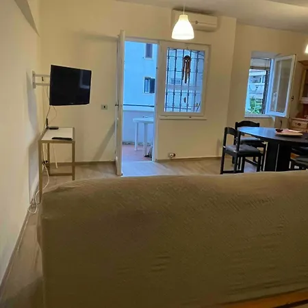 Homestay Marina Di Cerveteri *